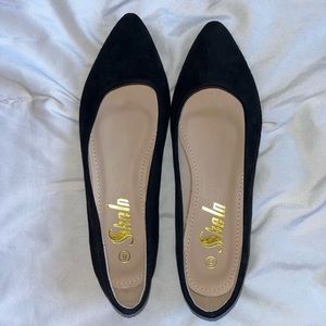 Black Point Toe flats